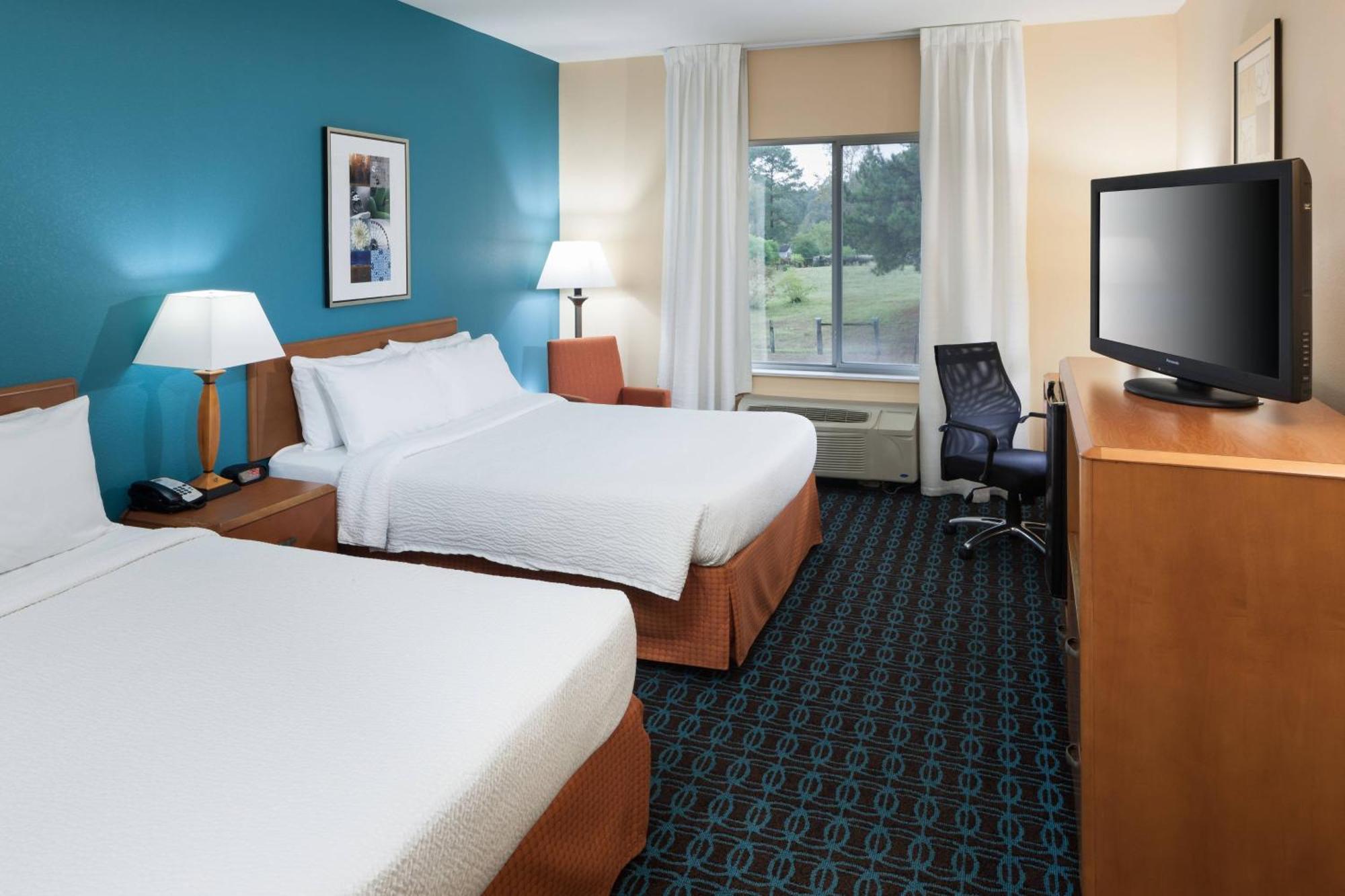 Отель Fairfield By Marriott Растон Экстерьер фото